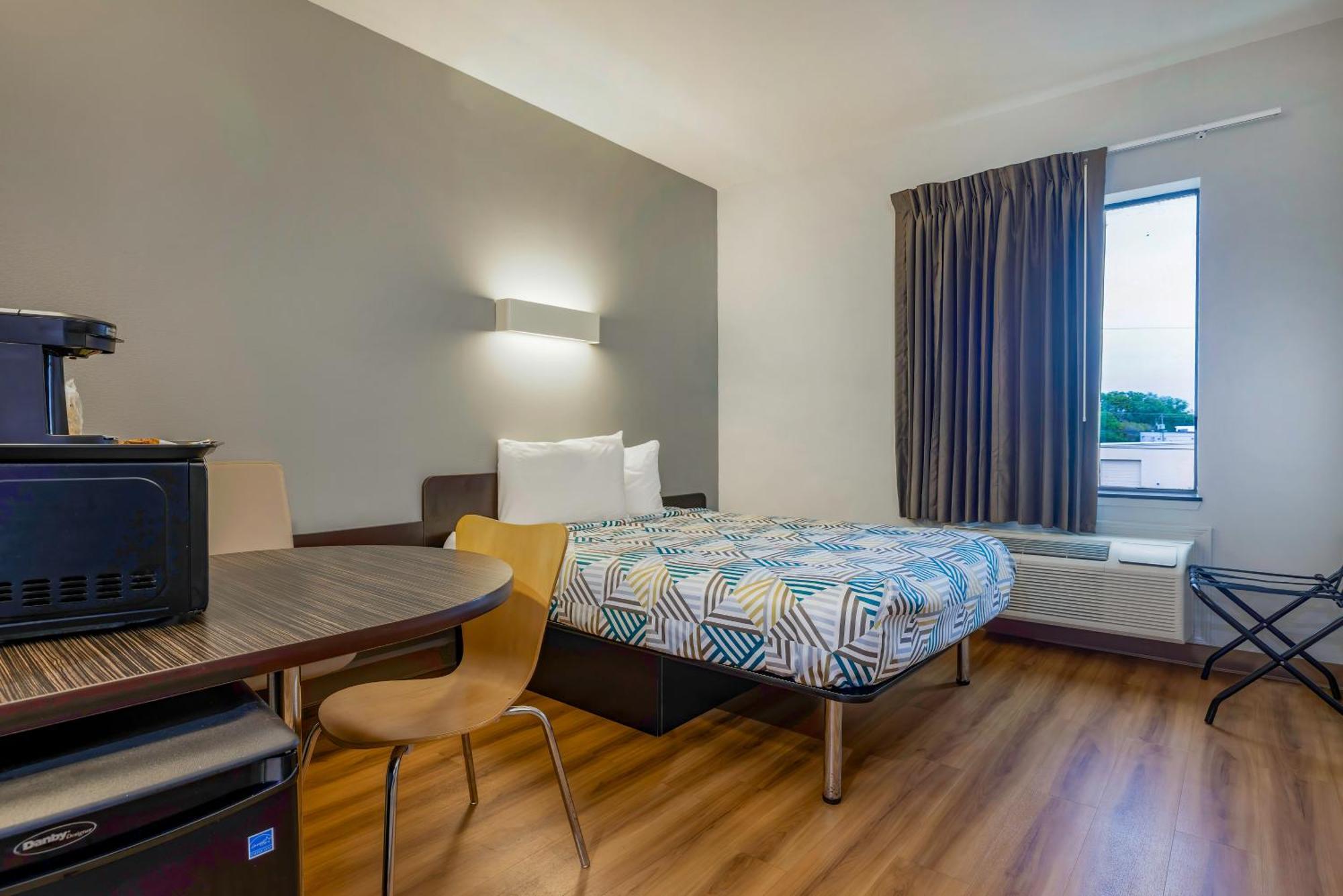 Studio 6 Suites Texas City, Tx I 45 South Ngoại thất bức ảnh